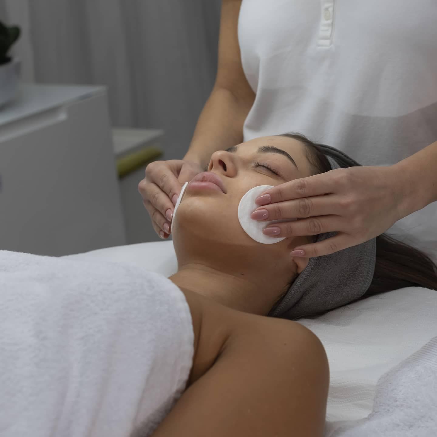 Gesichtsbehandlungen